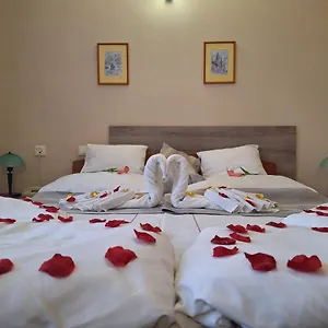 Unicornis Hotel