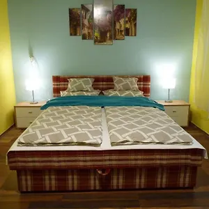 https://eper-apartman.hotels-hajduszoboszlo-hungary.com